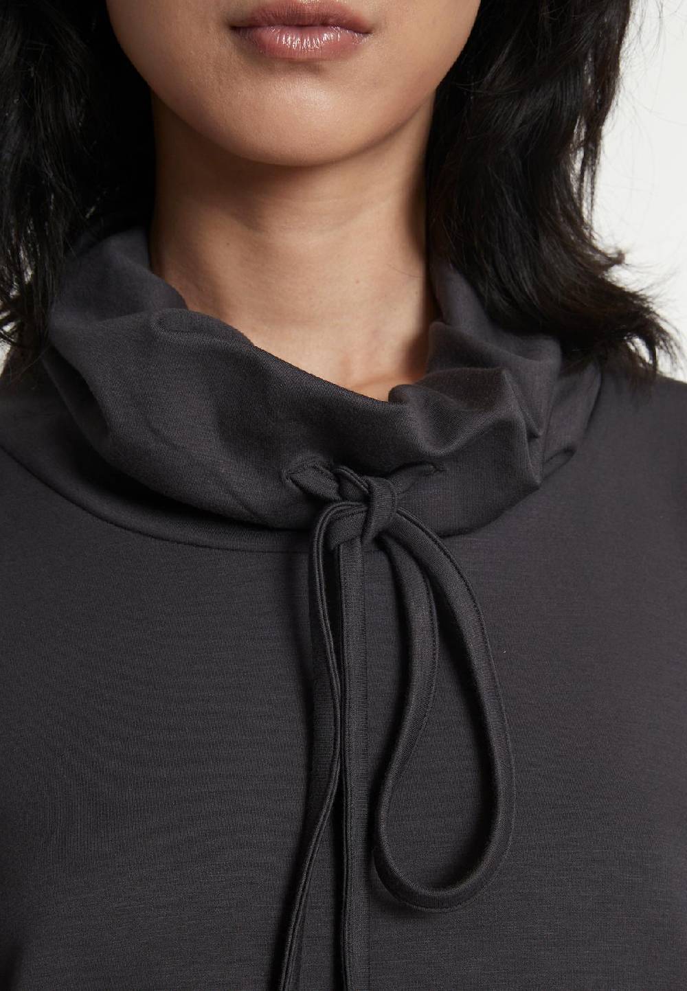 Ana Alcazar Rollkragentop Iresa