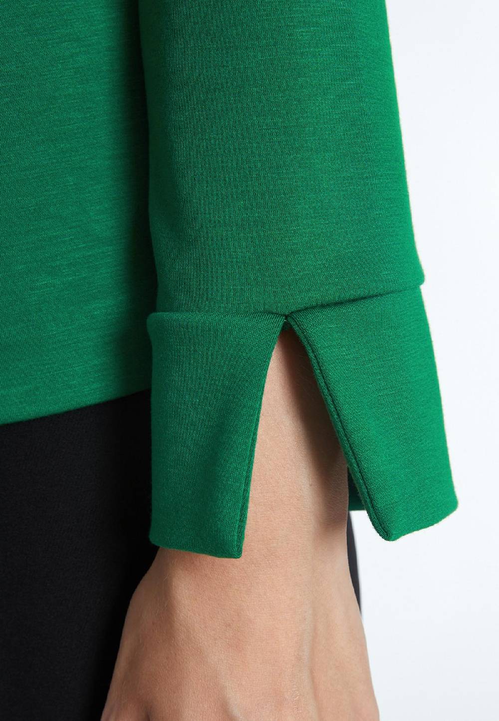 Ana Alcazar Rollkragentop Meolis