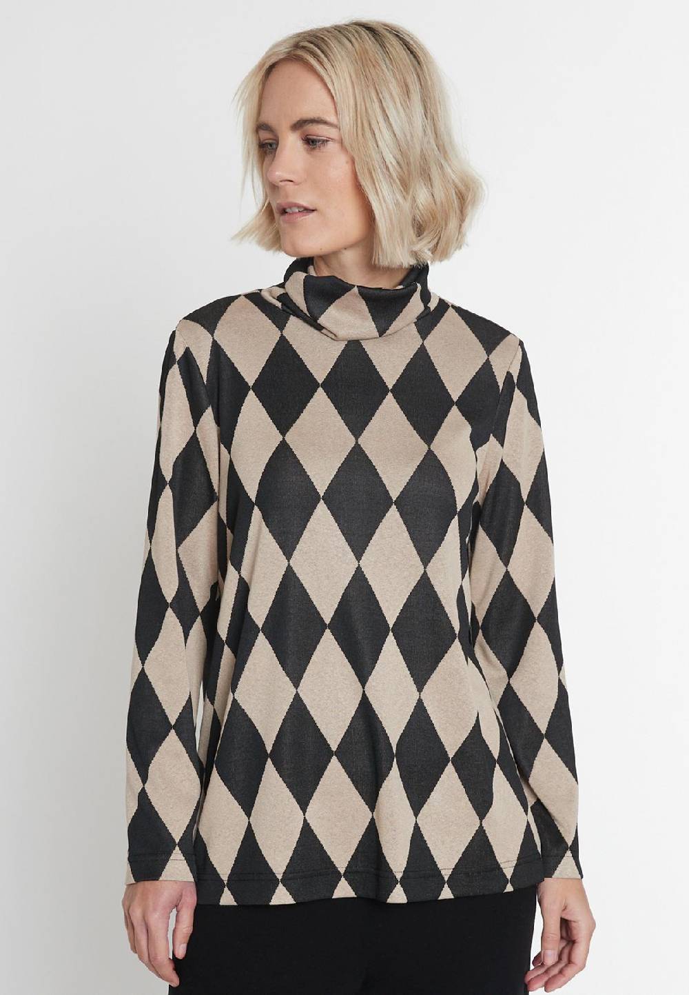 Ana Alcazar Rollkragentop Miomy