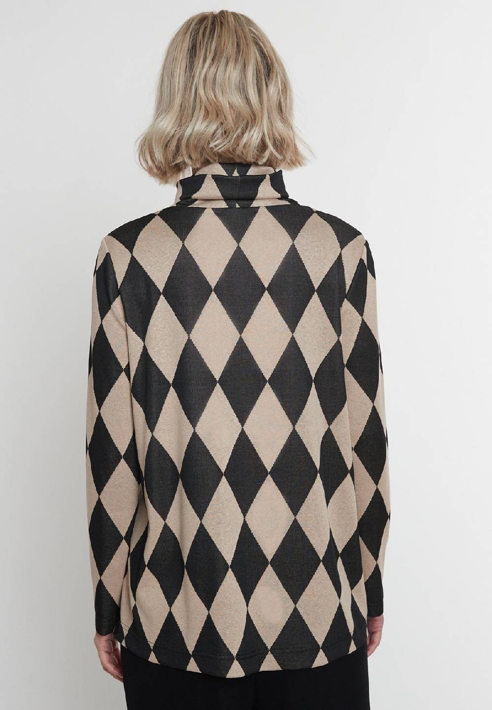 Ana Alcazar Rollkragentop Miomy