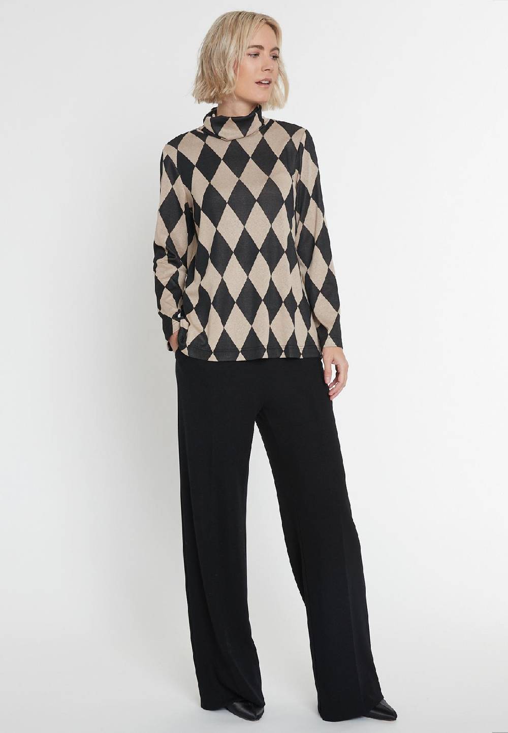 Ana Alcazar Rollkragentop Miomy