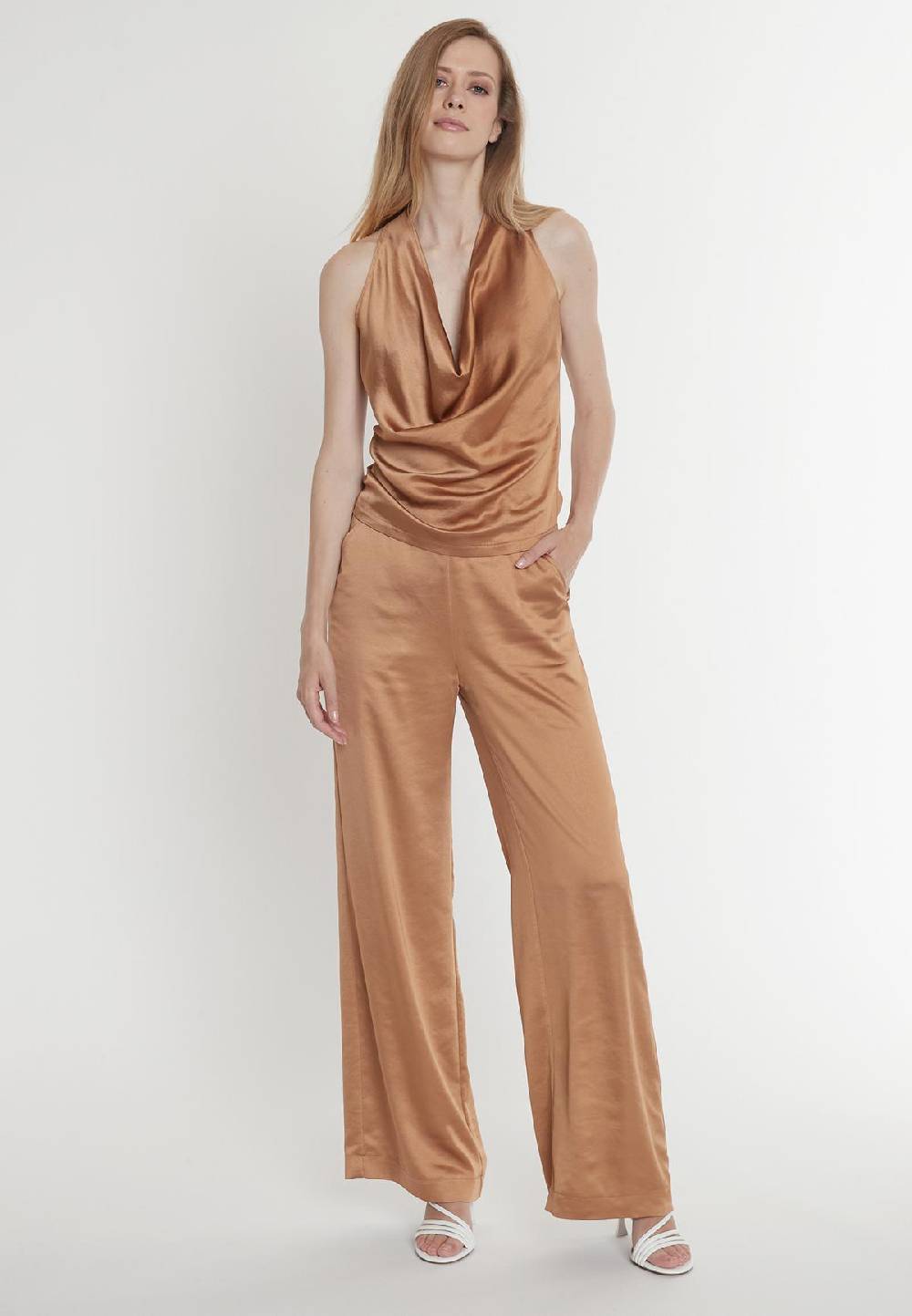 Ana Alcazar Satinhose Pahisea