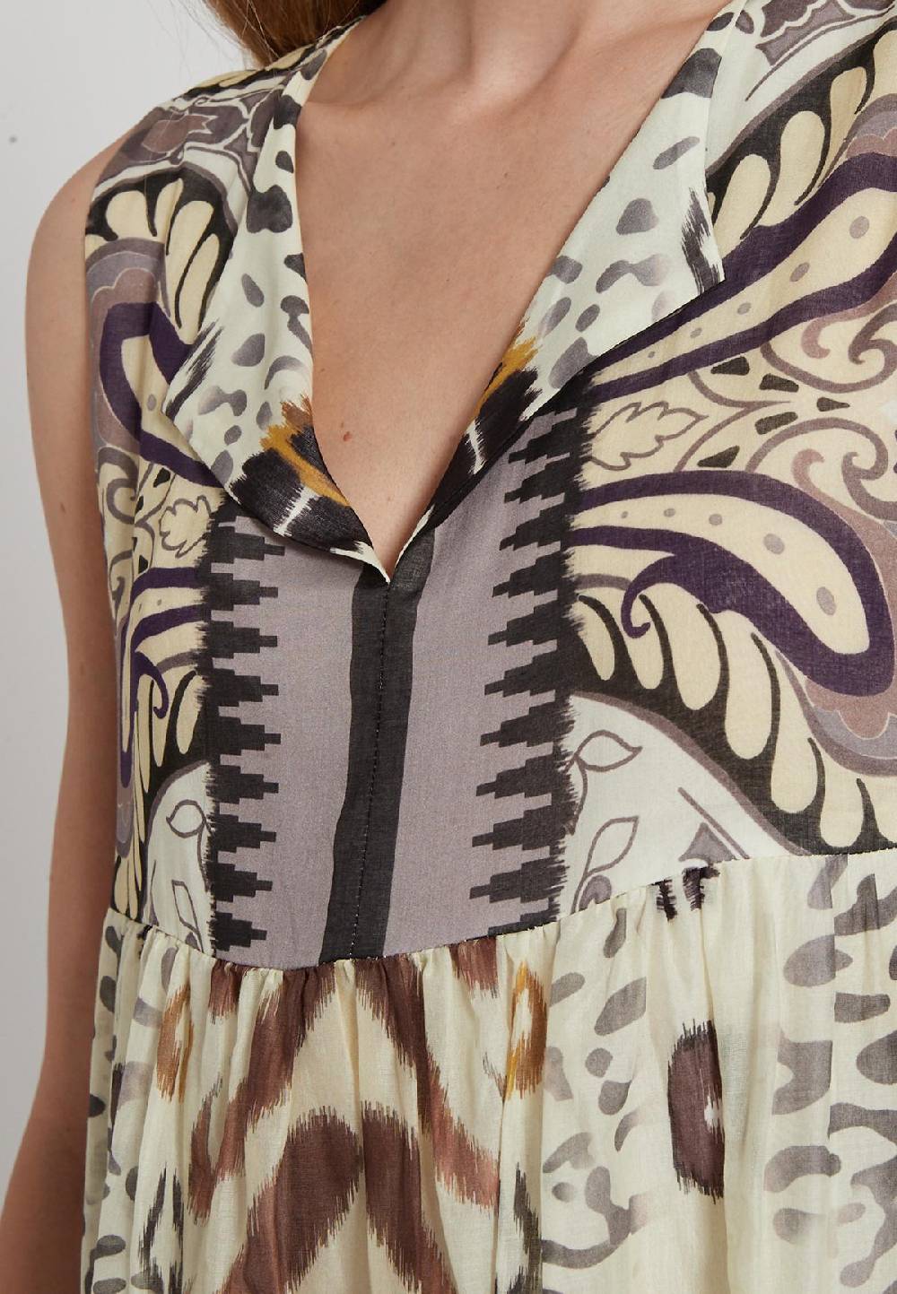 Ana Alcazar Schlichtes Kleid Farisy