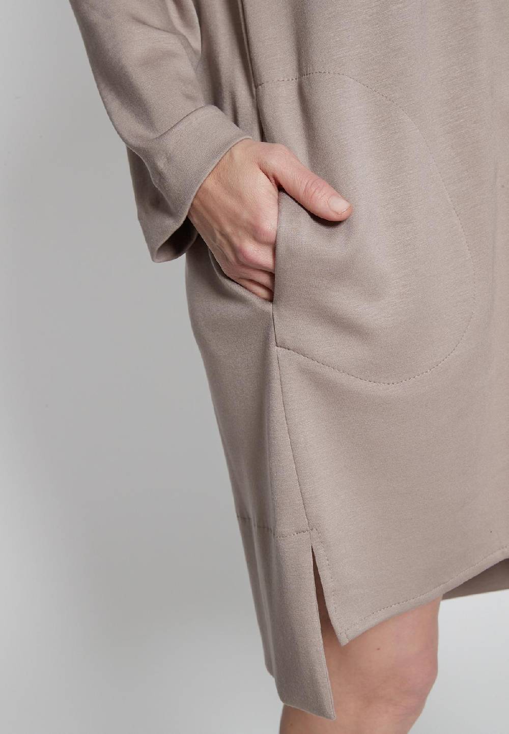 Ana Alcazar Schlichtes Kleid Hecina