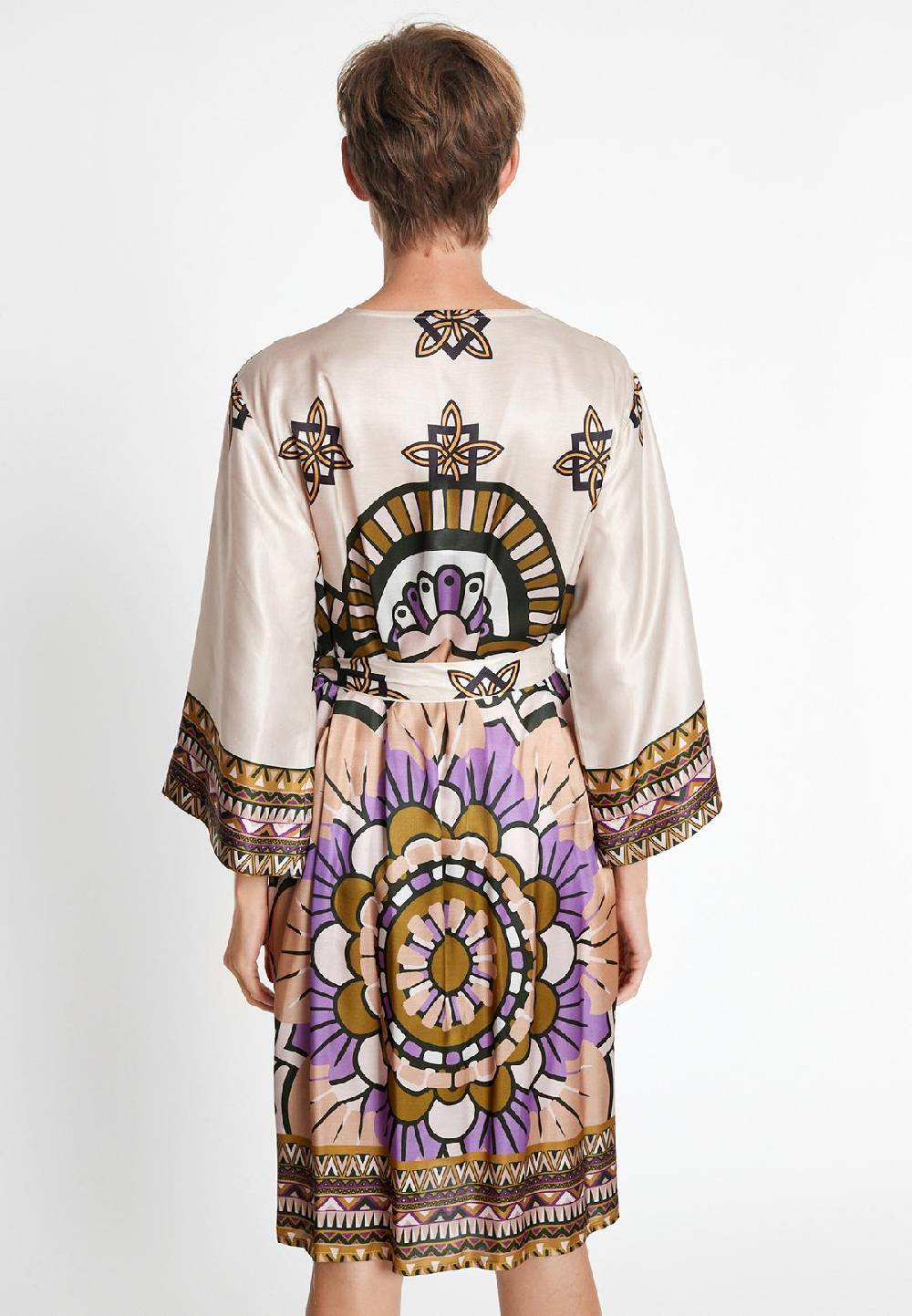 Ana Alcazar Seidenkimono Lafora