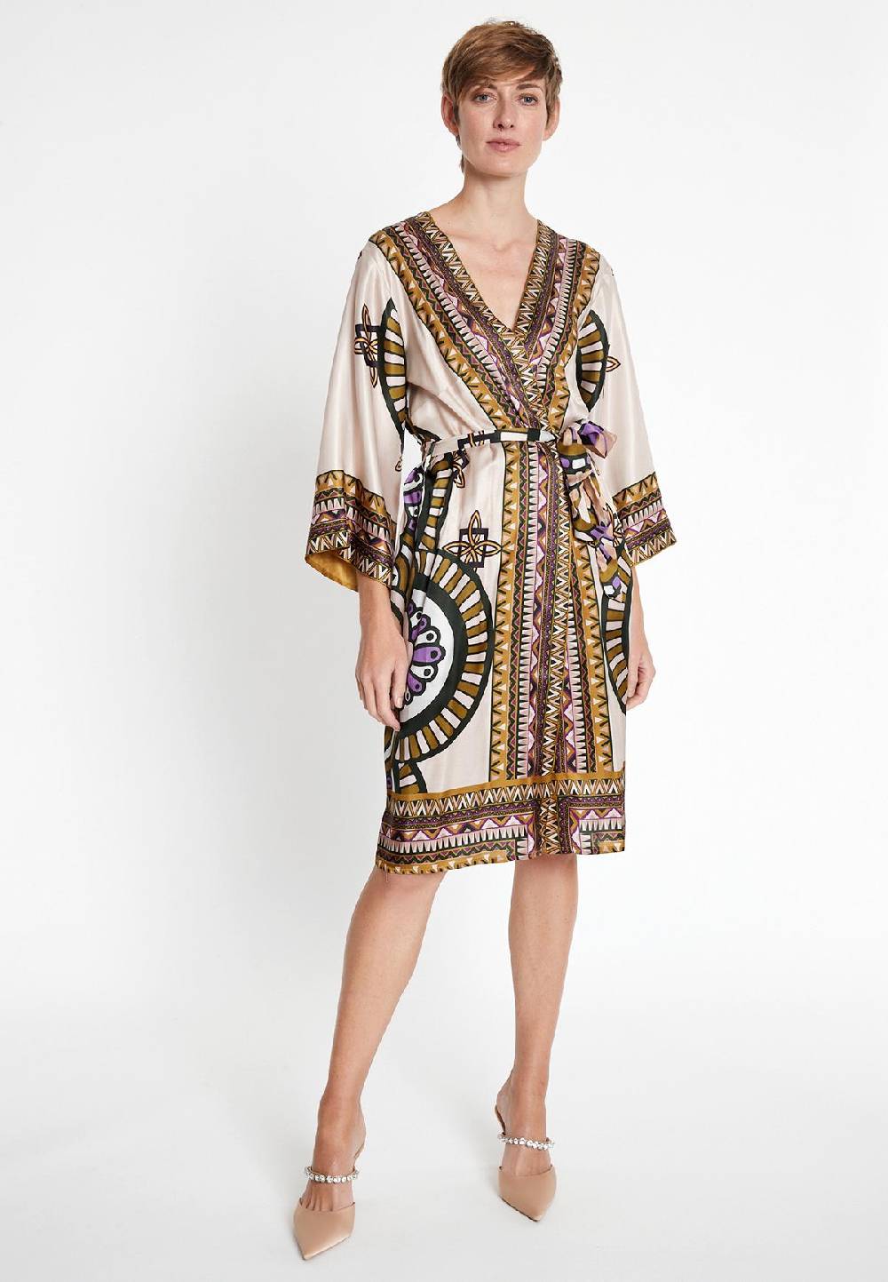 Ana Alcazar Seidenkimono Lafora