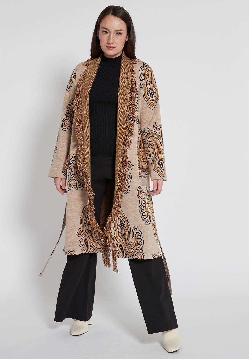 Ana Alcazar Strickmantel Haberil