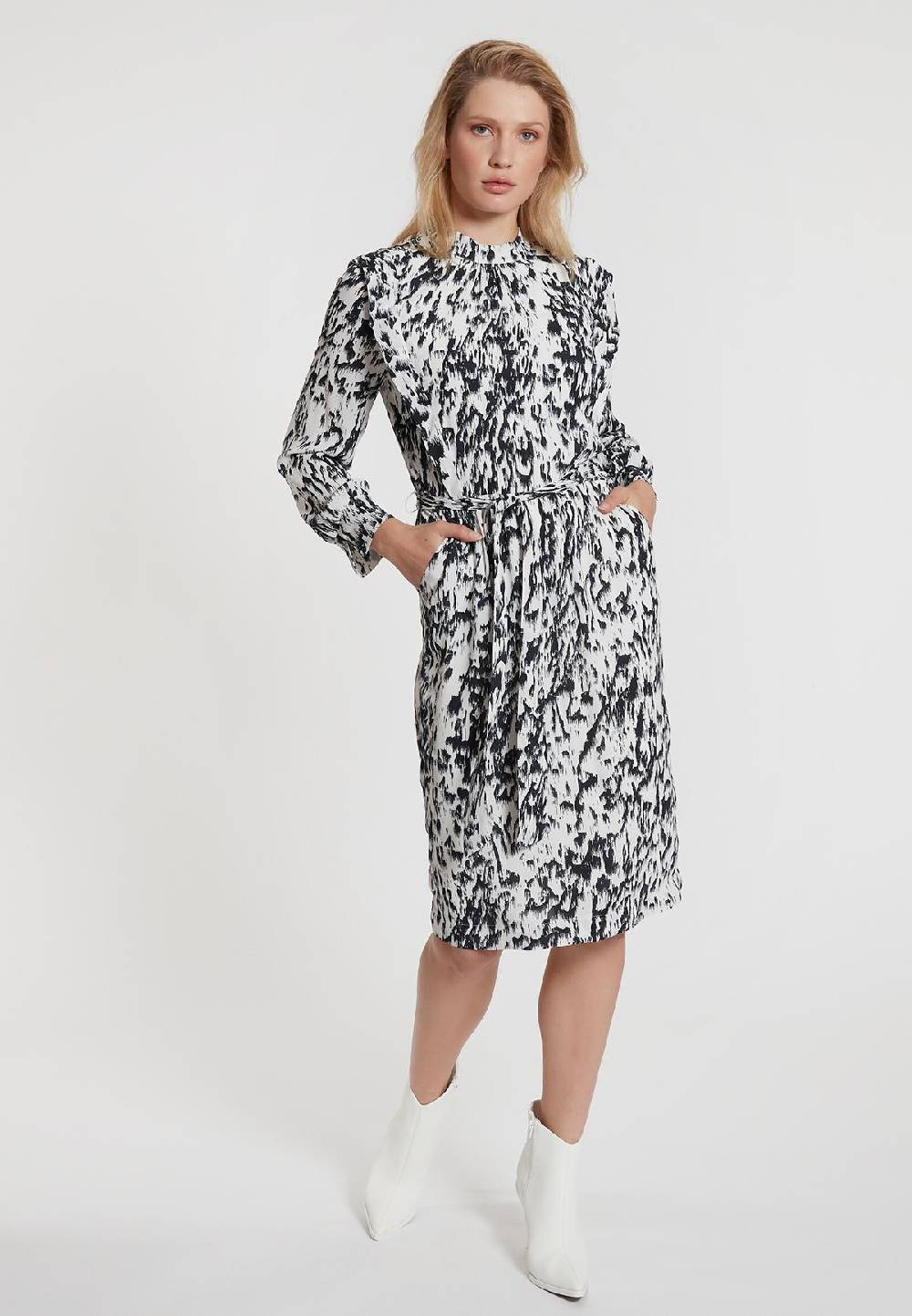 Ana Alcazar Tailliertes Kleid Edoska