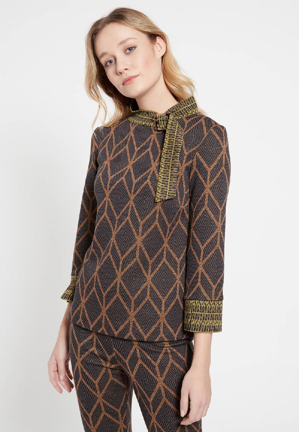 Ana Alcazar Top Beera