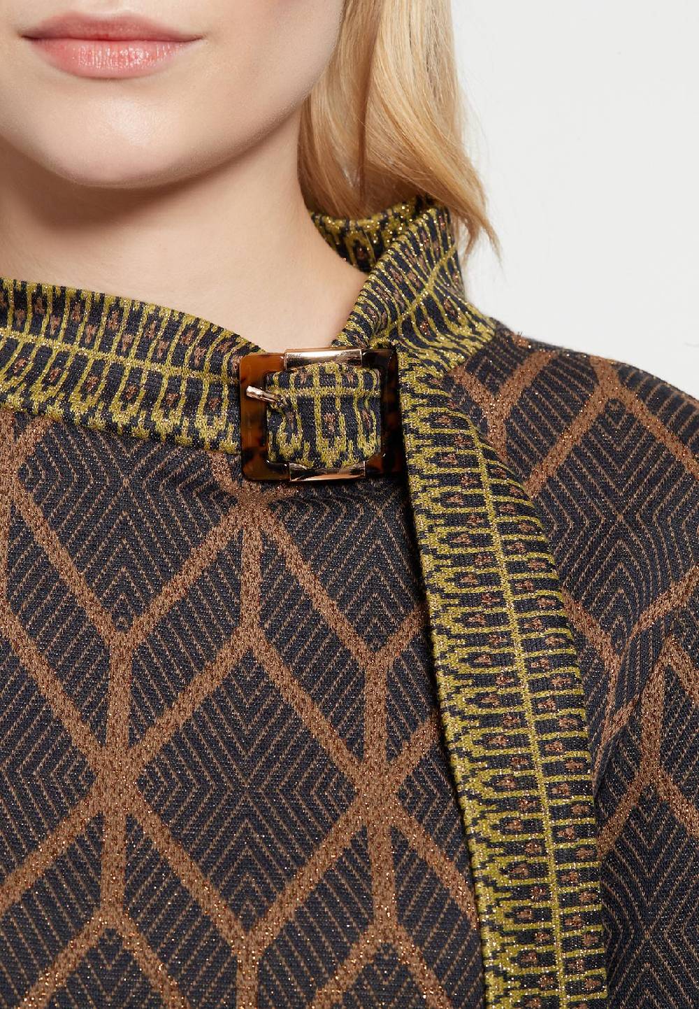 Ana Alcazar Top Beera