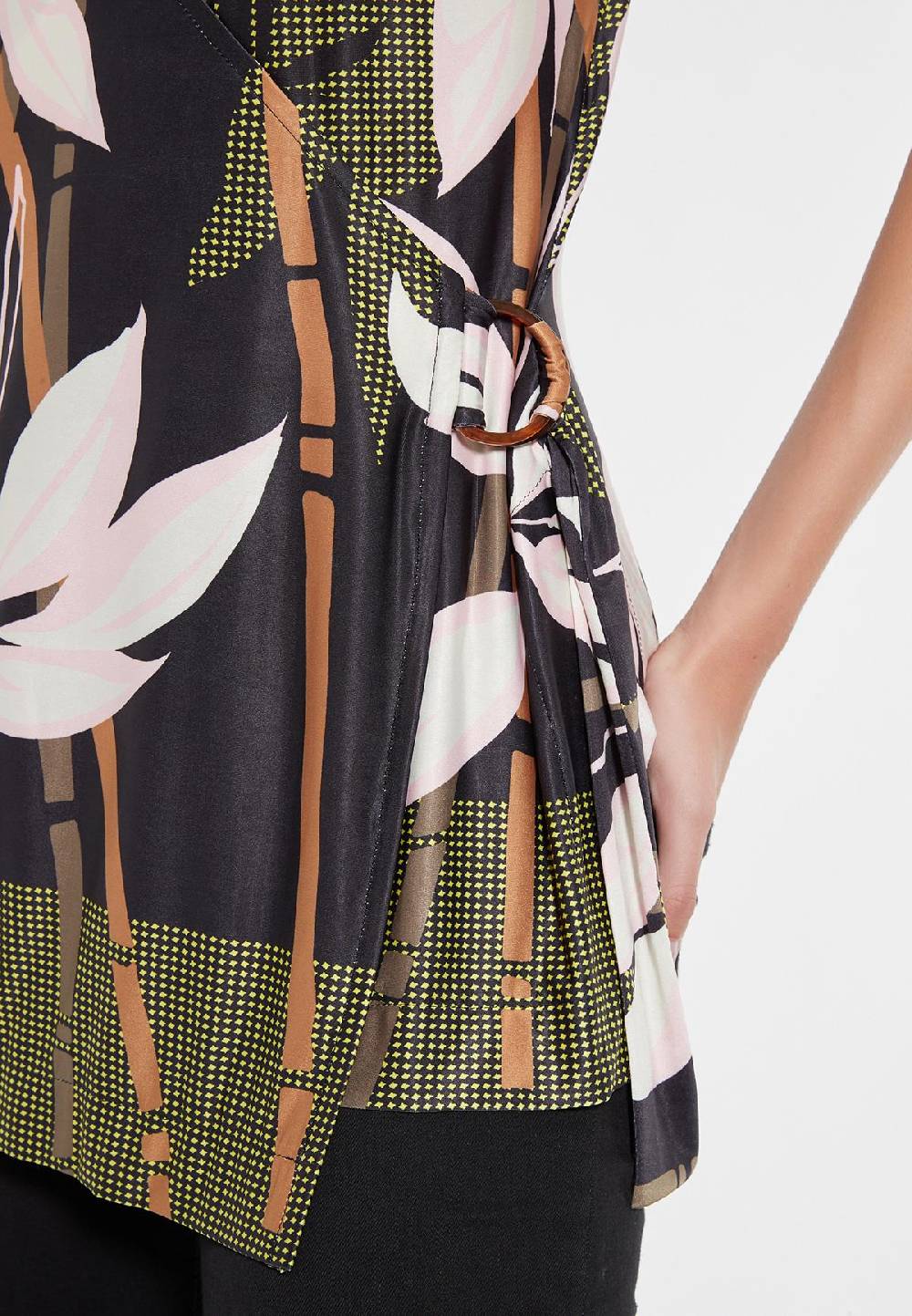 Ana Alcazar Top Cegyl