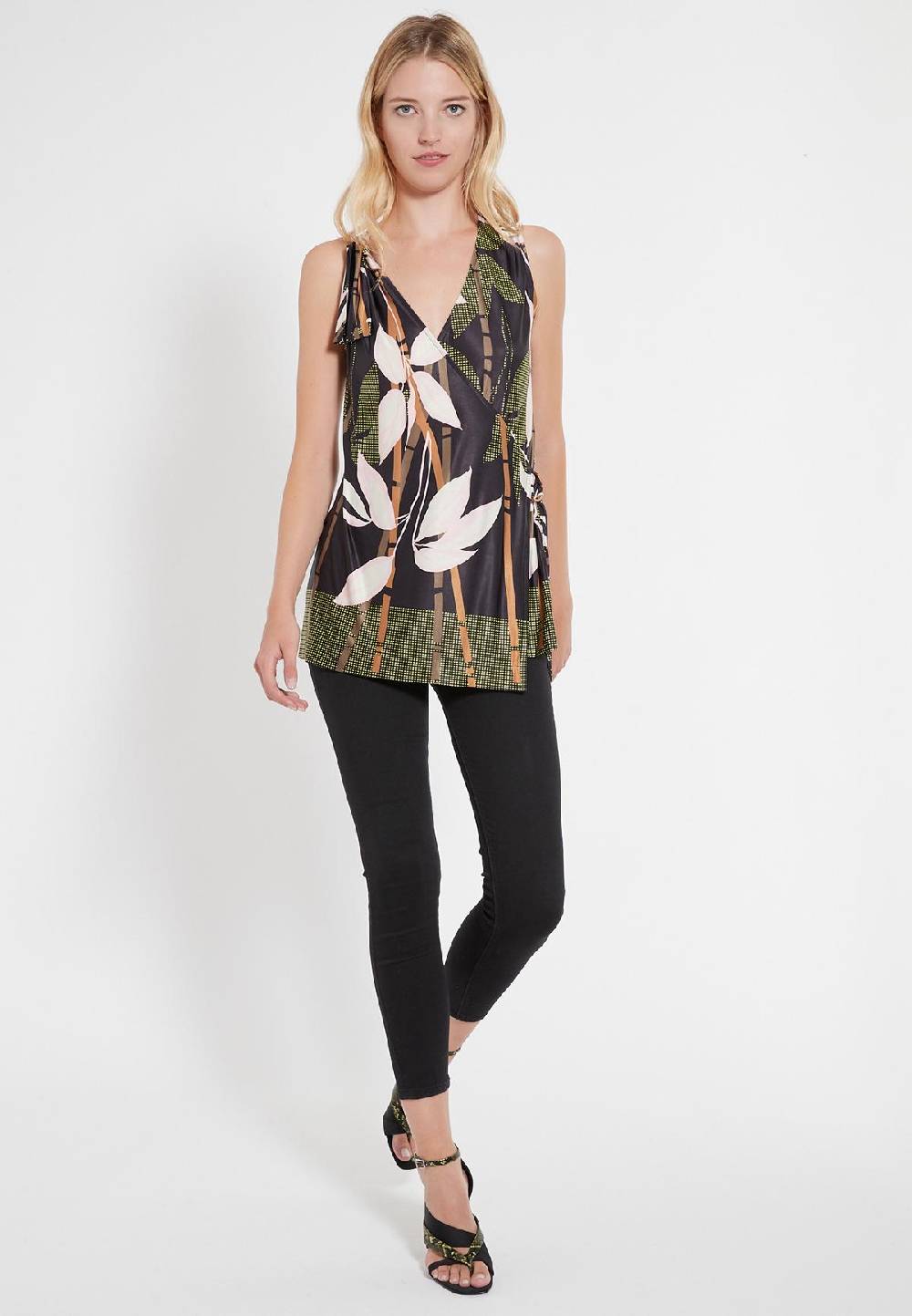 Ana Alcazar Top Cegyl