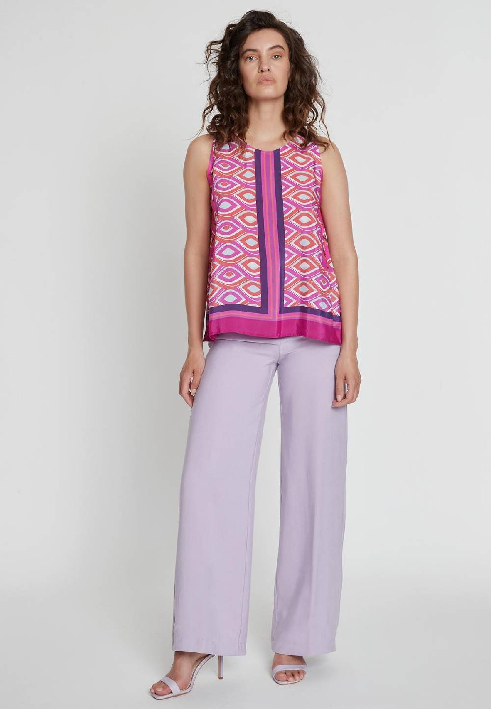 Ana Alcazar Top Kalosi