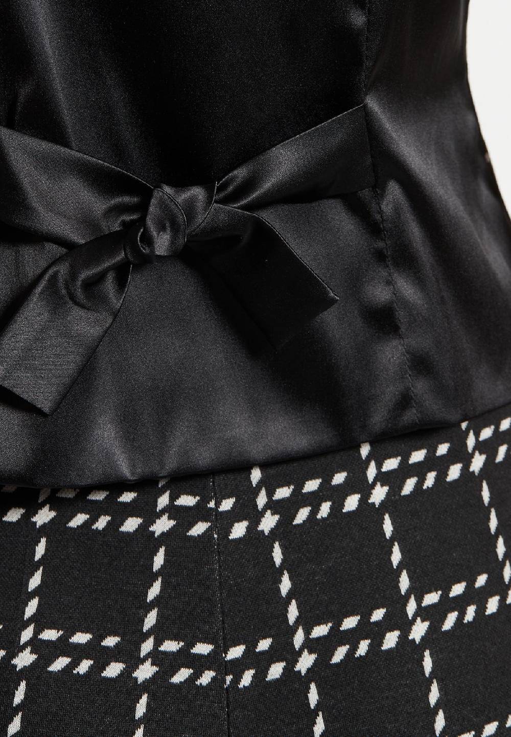 Ana Alcazar Weste Eosie