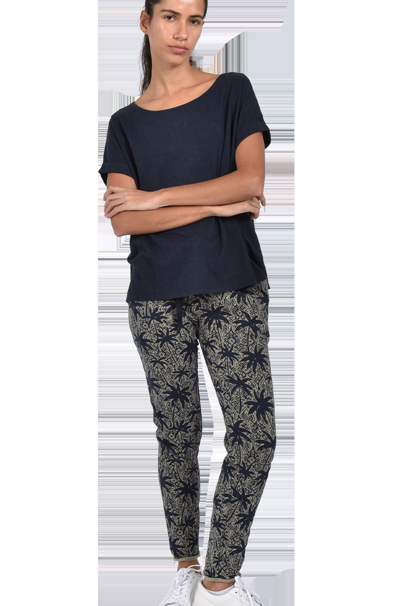 JUVIA Boxy-Shirt "Luca" Von JUVIA