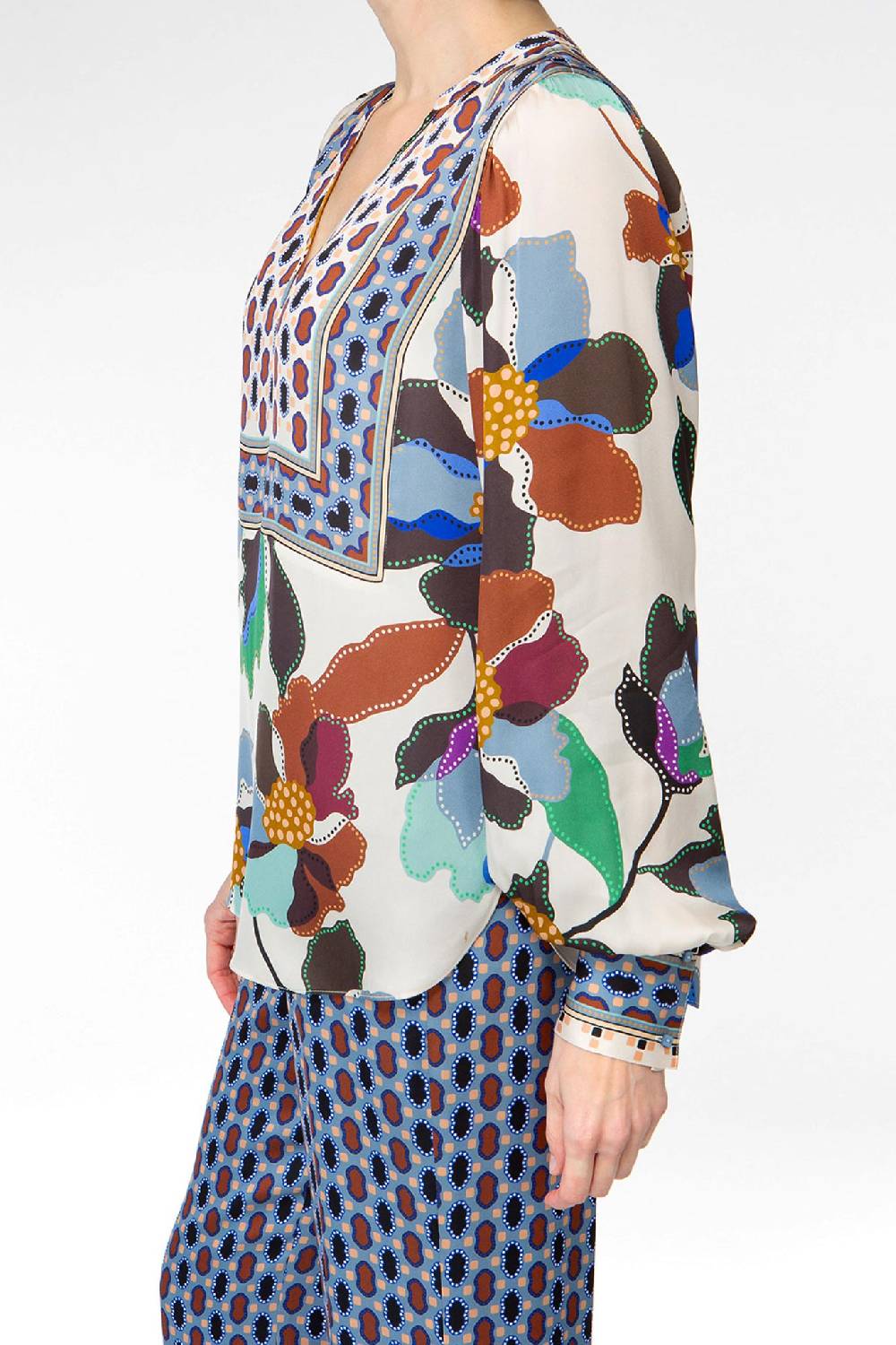 IVI GmbH BLUE BELL Seidenbluse Mit Platziertem Print