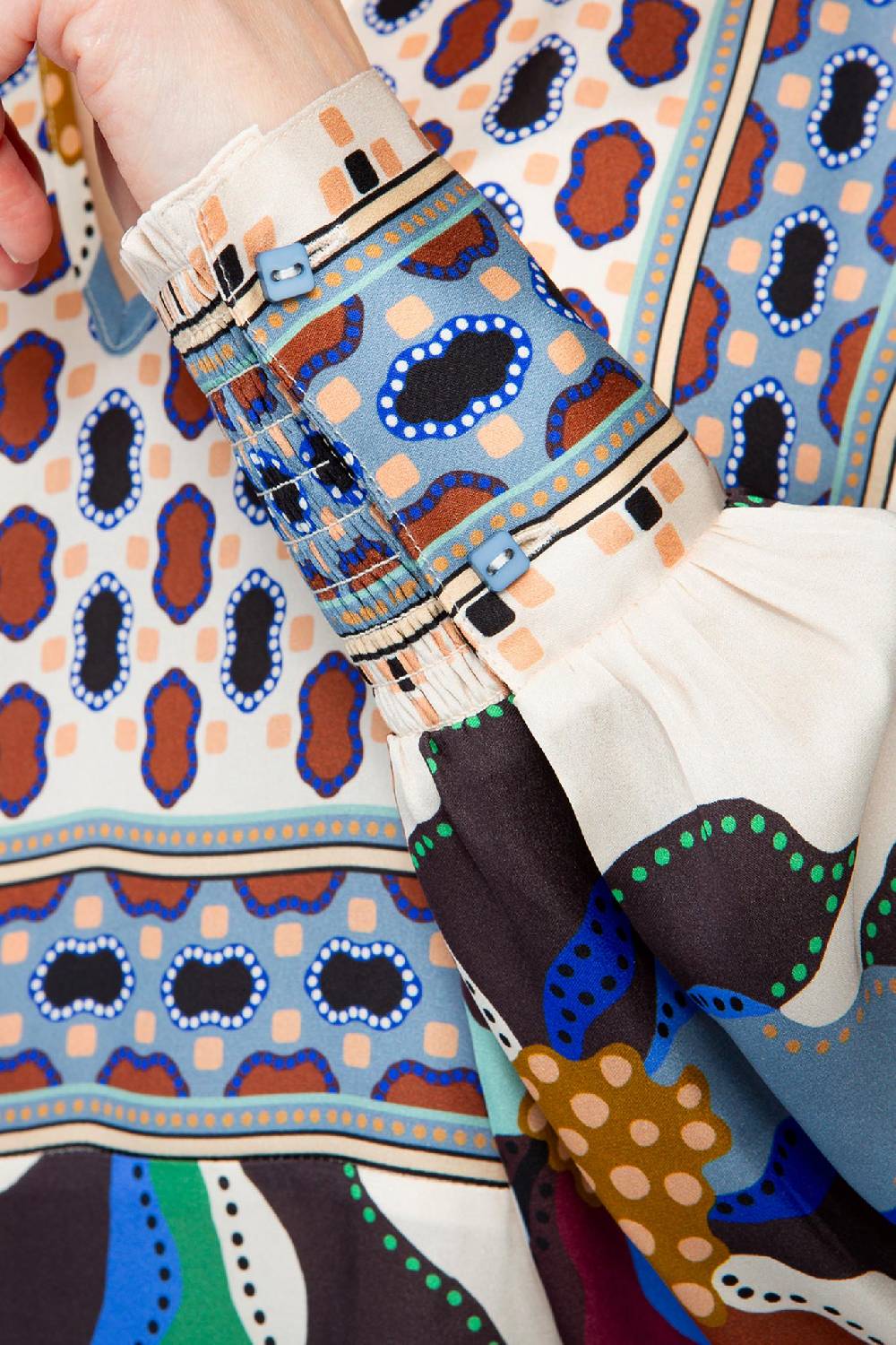 IVI GmbH BLUE BELL Seidenbluse Mit Platziertem Print