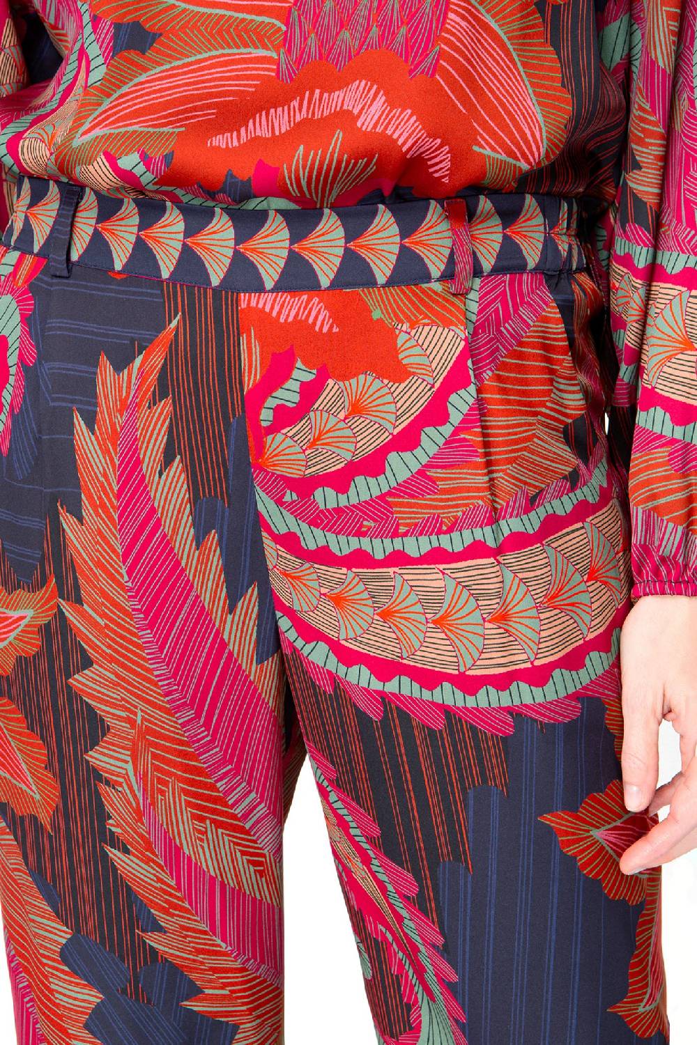 IVI GmbH ARTICHAUT Seidenhose Mit Weitem Bein