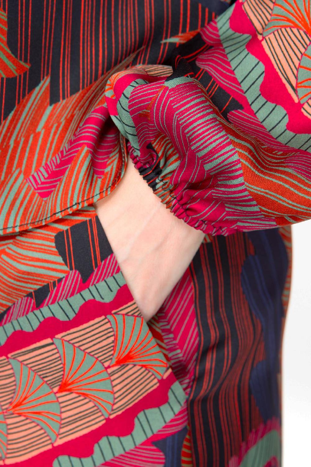 IVI GmbH ARTICHAUT Seidenhose Mit Weitem Bein