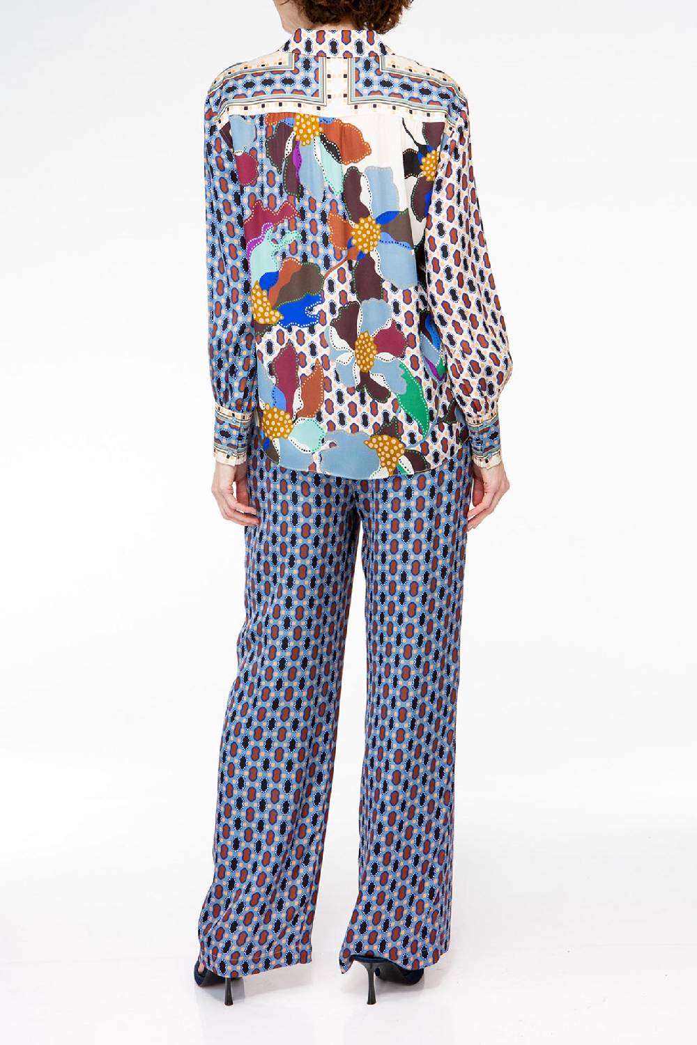 IVI GmbH BLUE BELL Hemdbluse Im Patch Look