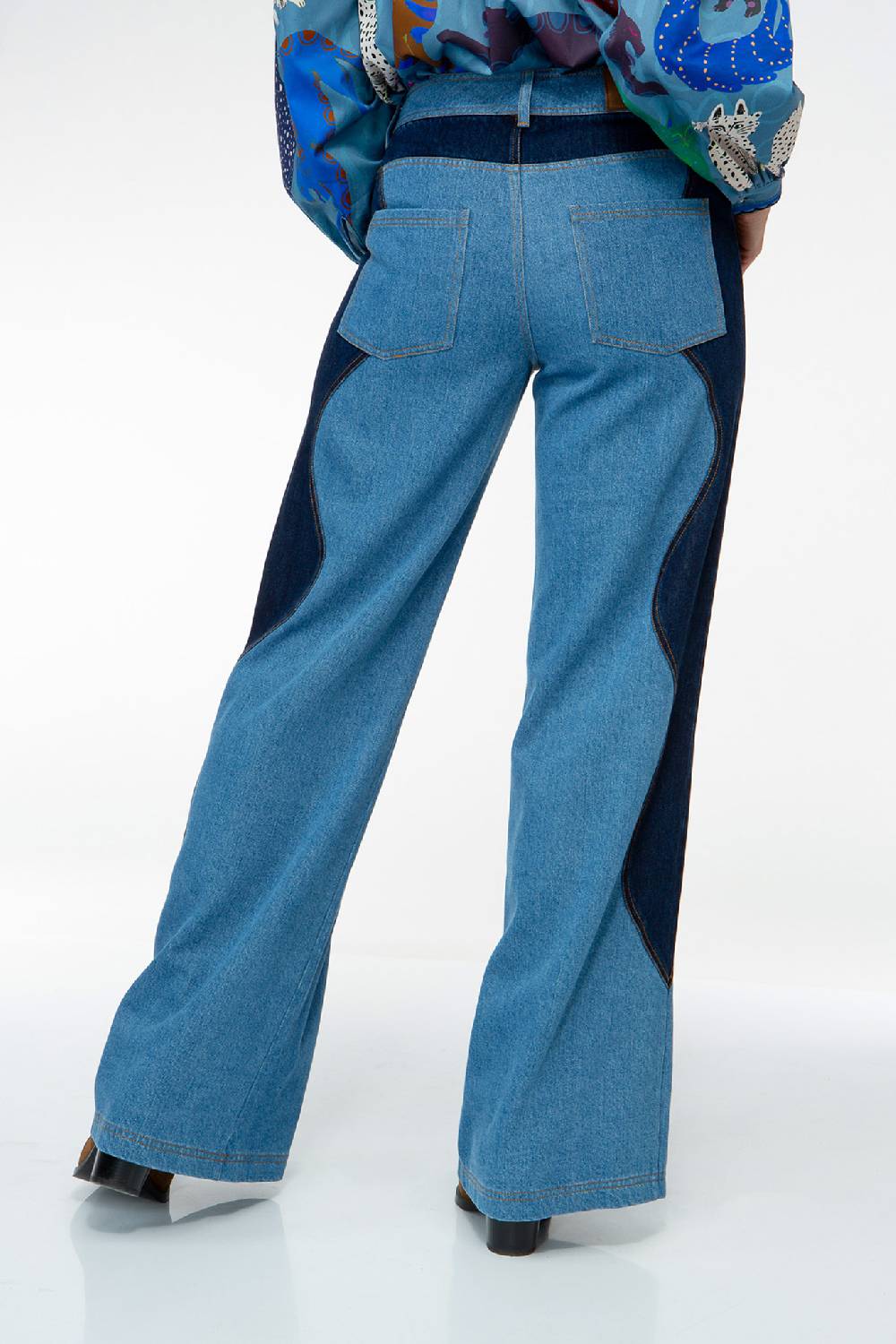 IVI GmbH DENIM Jeans Mit Weitem Bein Und Patch