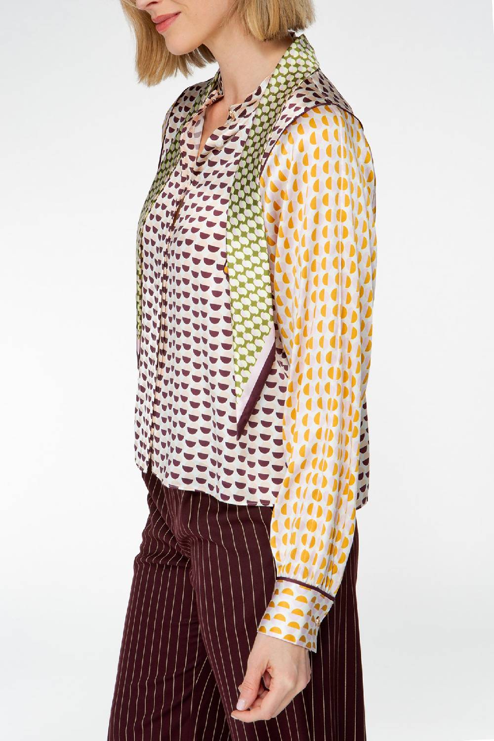 IVI GmbH JETON Cropped Bluse Mit Schluppe