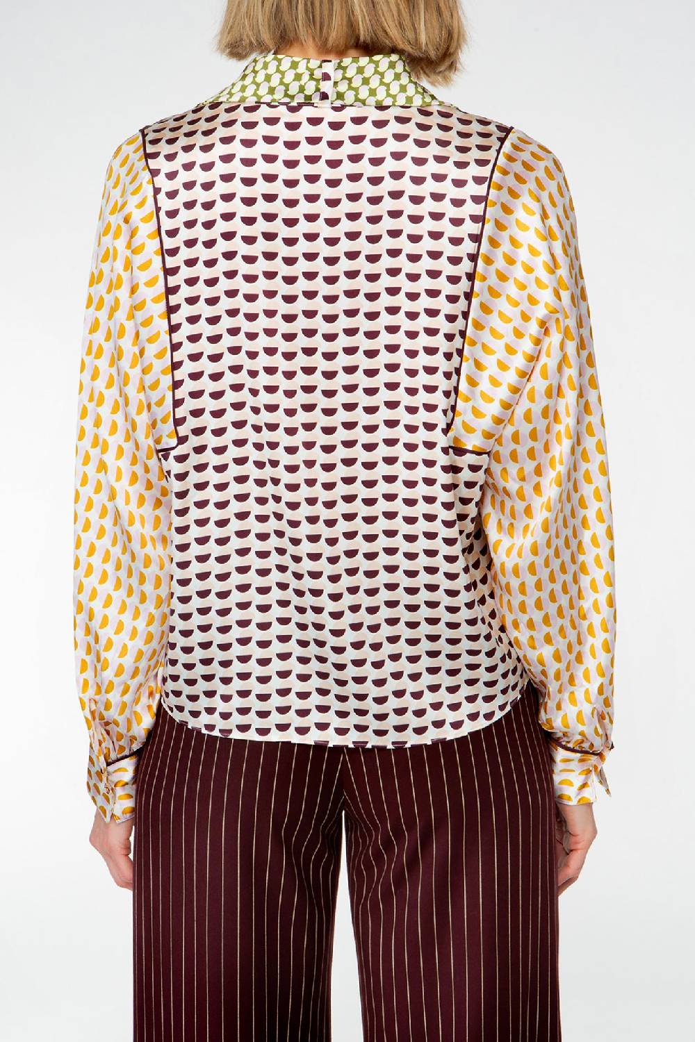 IVI GmbH JETON Cropped Bluse Mit Schluppe