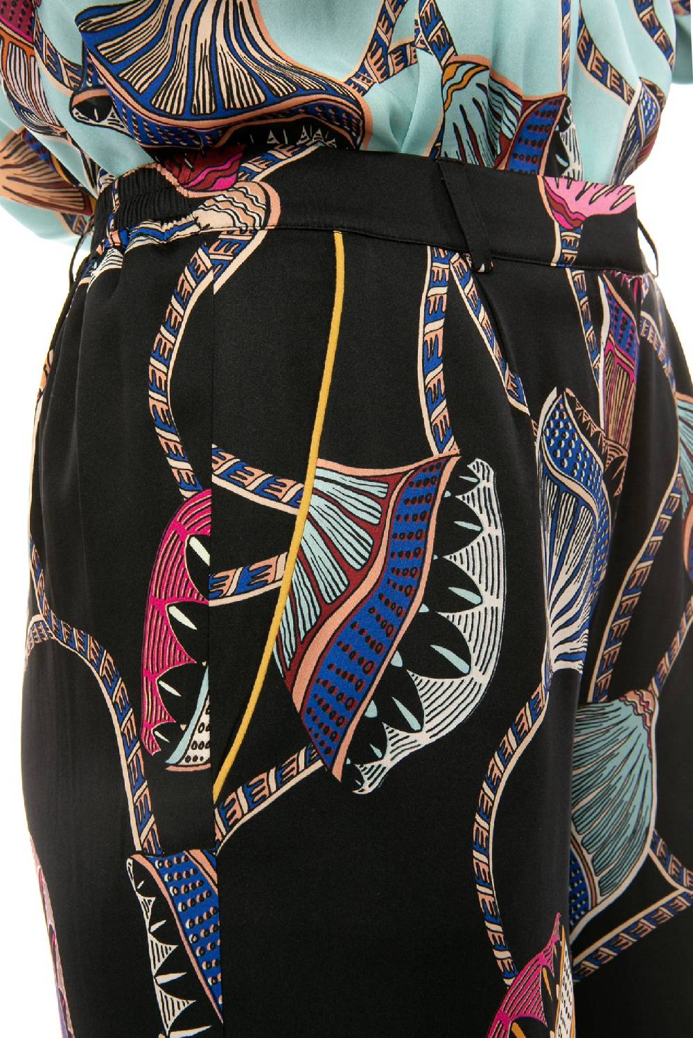 IVI GmbH LOTUS BLOSSOM Seidenhose Schwarz