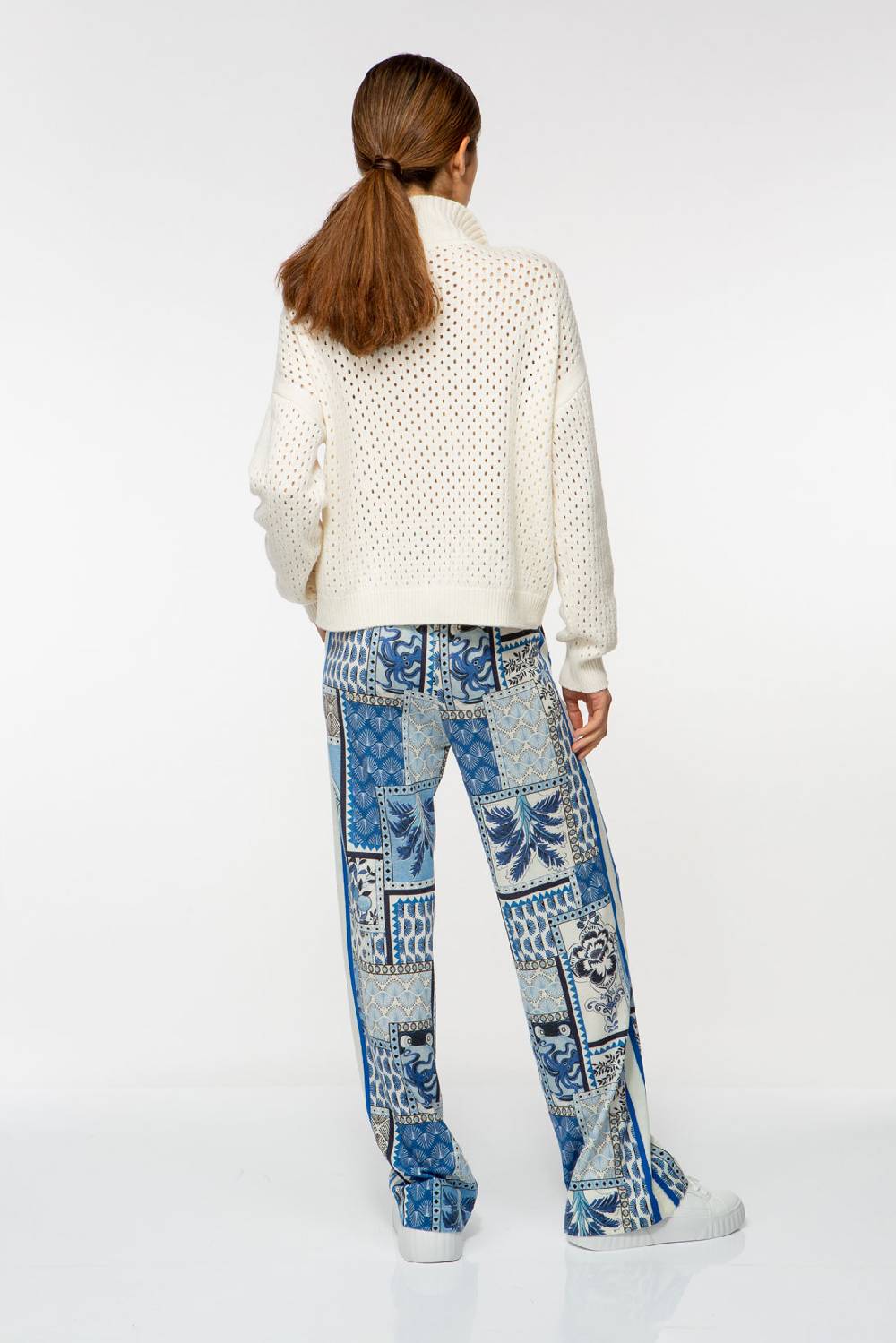 IVI GmbH ORIENTAL GARDEN Gestrickte Hose Sky