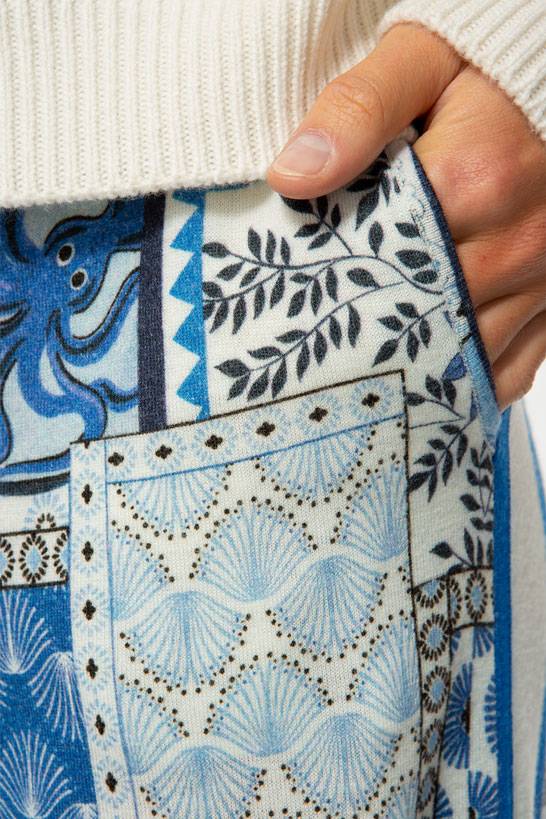 IVI GmbH ORIENTAL GARDEN Gestrickte Hose Sky