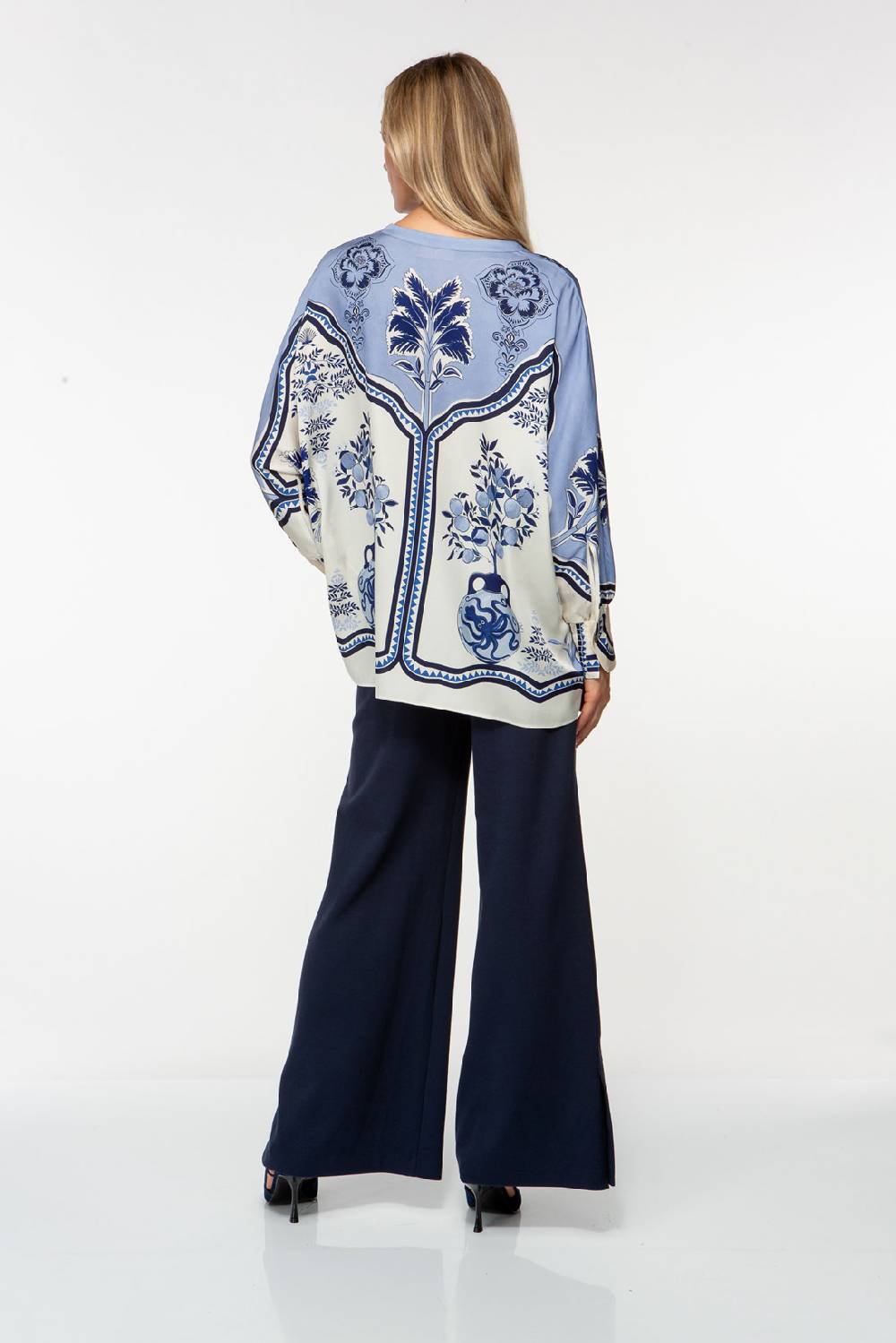 IVI GmbH ORIENTAL GARDENS Tunika Sky