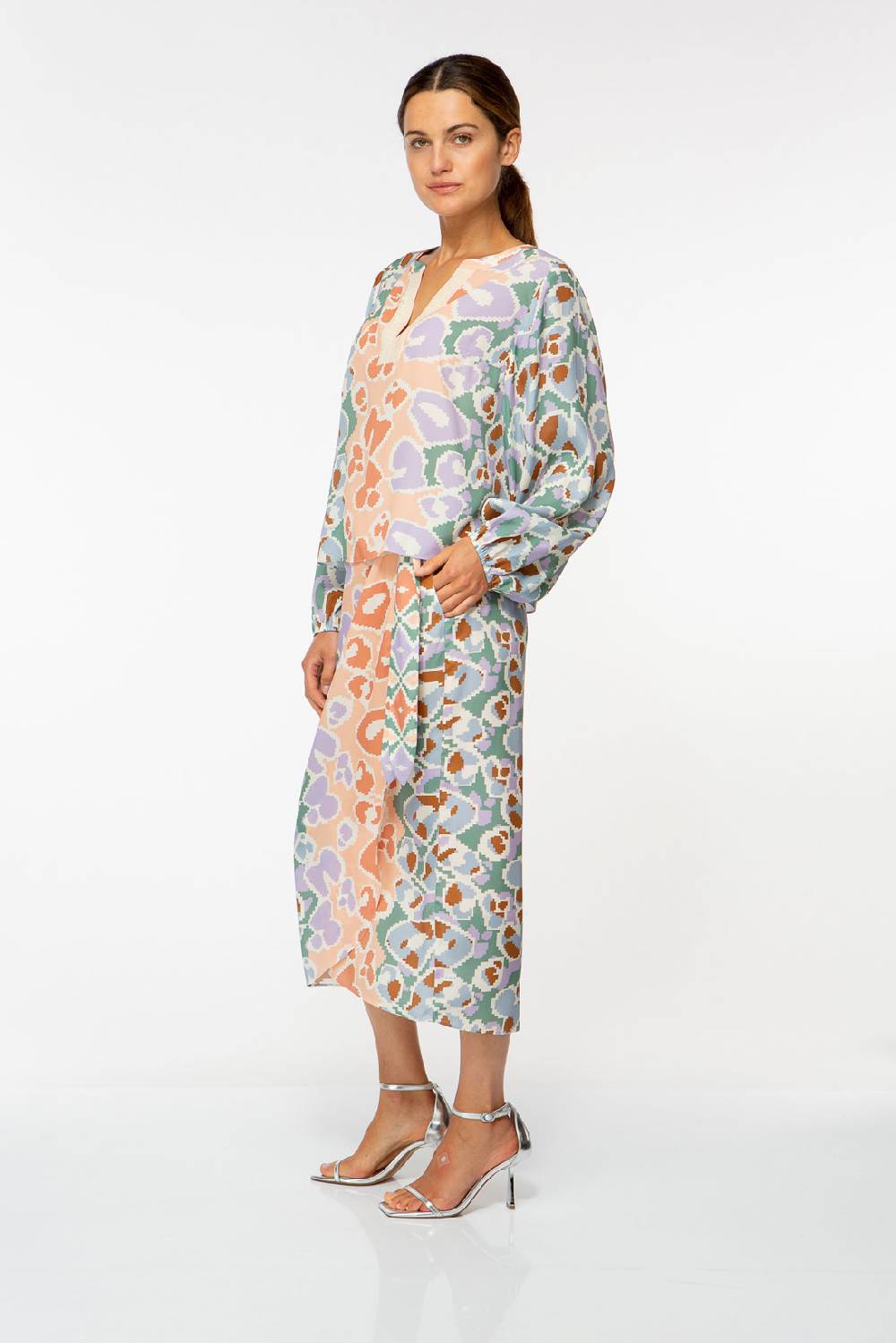 IVI GmbH PIXEL LEO Bluse Mit Crochet Pastel