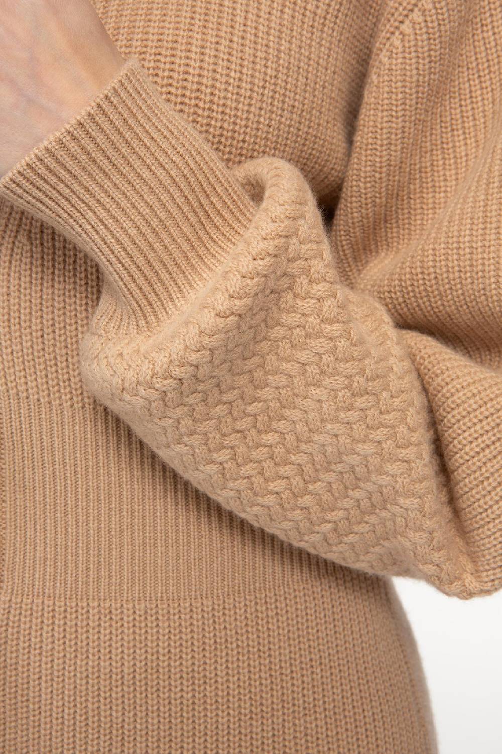 IVI GmbH SOLID KNIT Kleid Im Struktur-Mix Camel