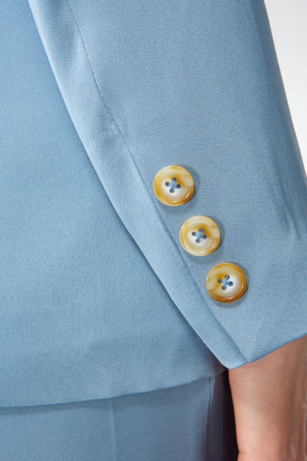 IVI GmbH SOLID SILK Seidenblazer Hellblau