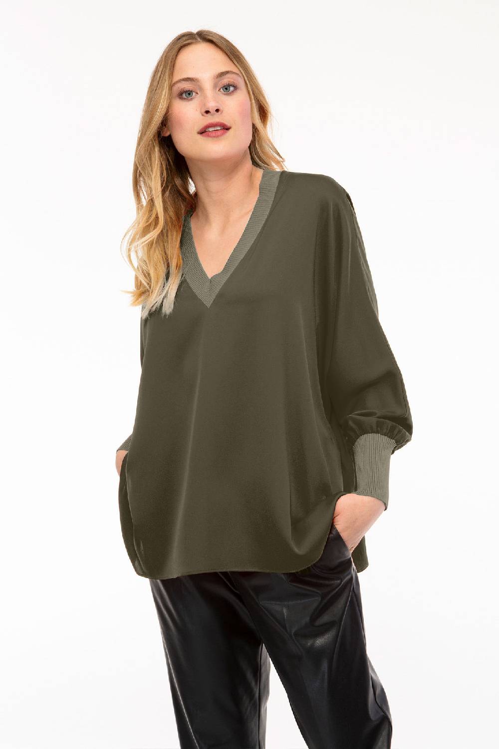 IVI GmbH SOLID SILK Tunika Olive