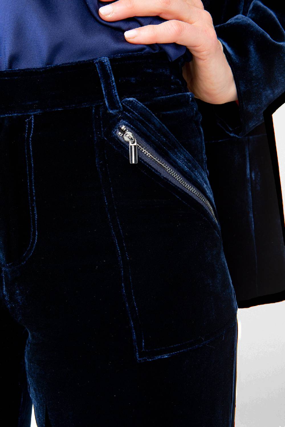 IVI GmbH VELVET Samthose Mit Cargo Details Navy