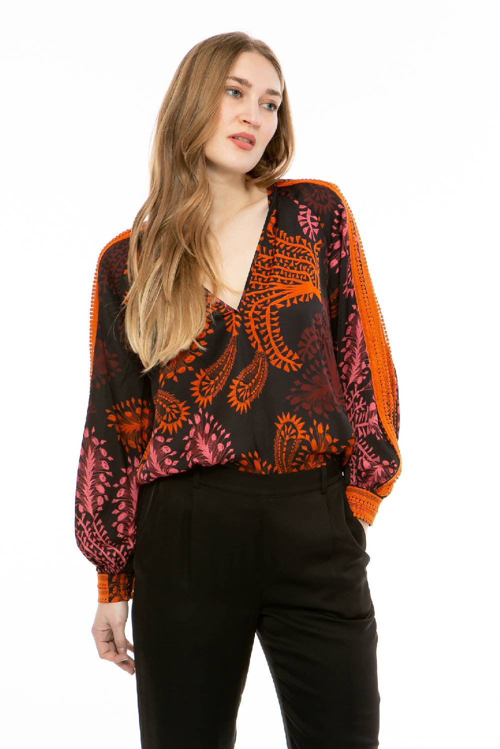 IVI GmbH WILD HERBS Bluse Mit Stickdetails Schwarz