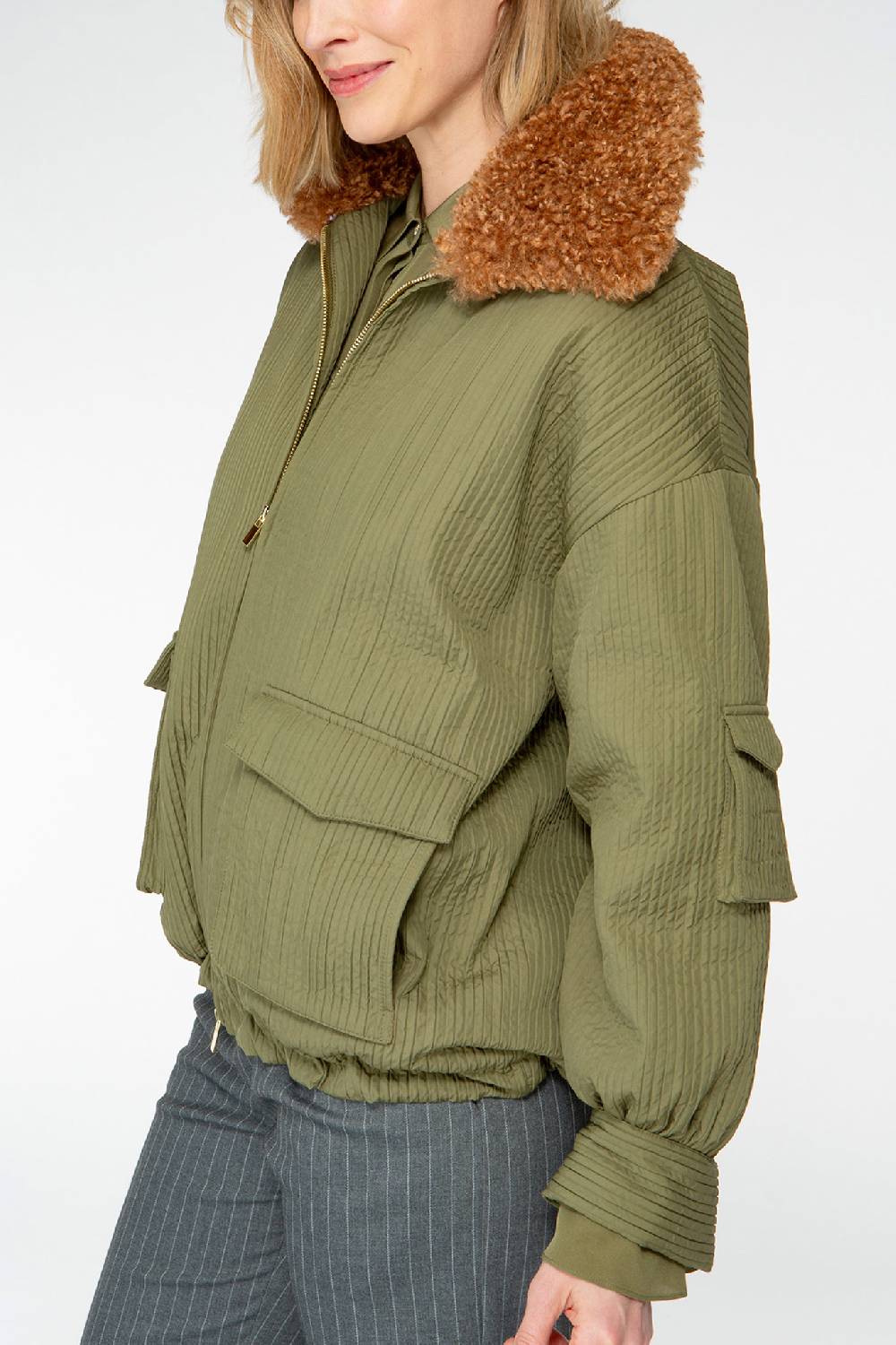 IVI GmbH OUTERWEAR Pilotenjacke Mit Fake-Fur Kragen Oliv