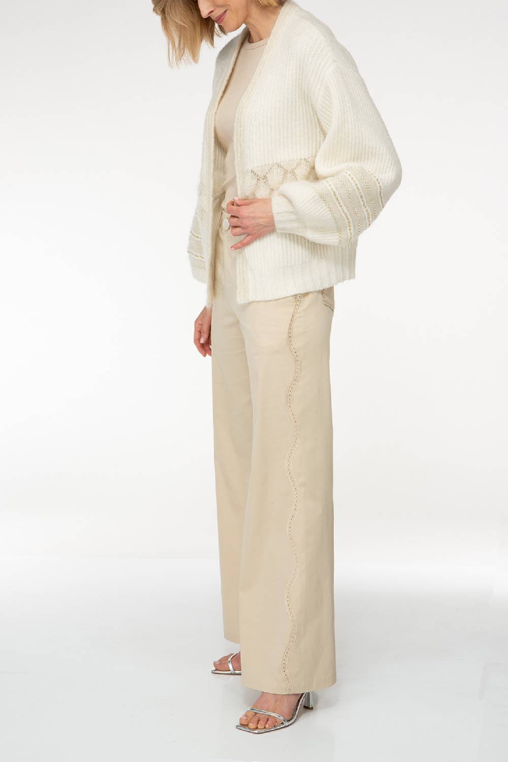 IVI GmbH SOLID KNIT Cardigan Mit Zier-Crochet Weiß