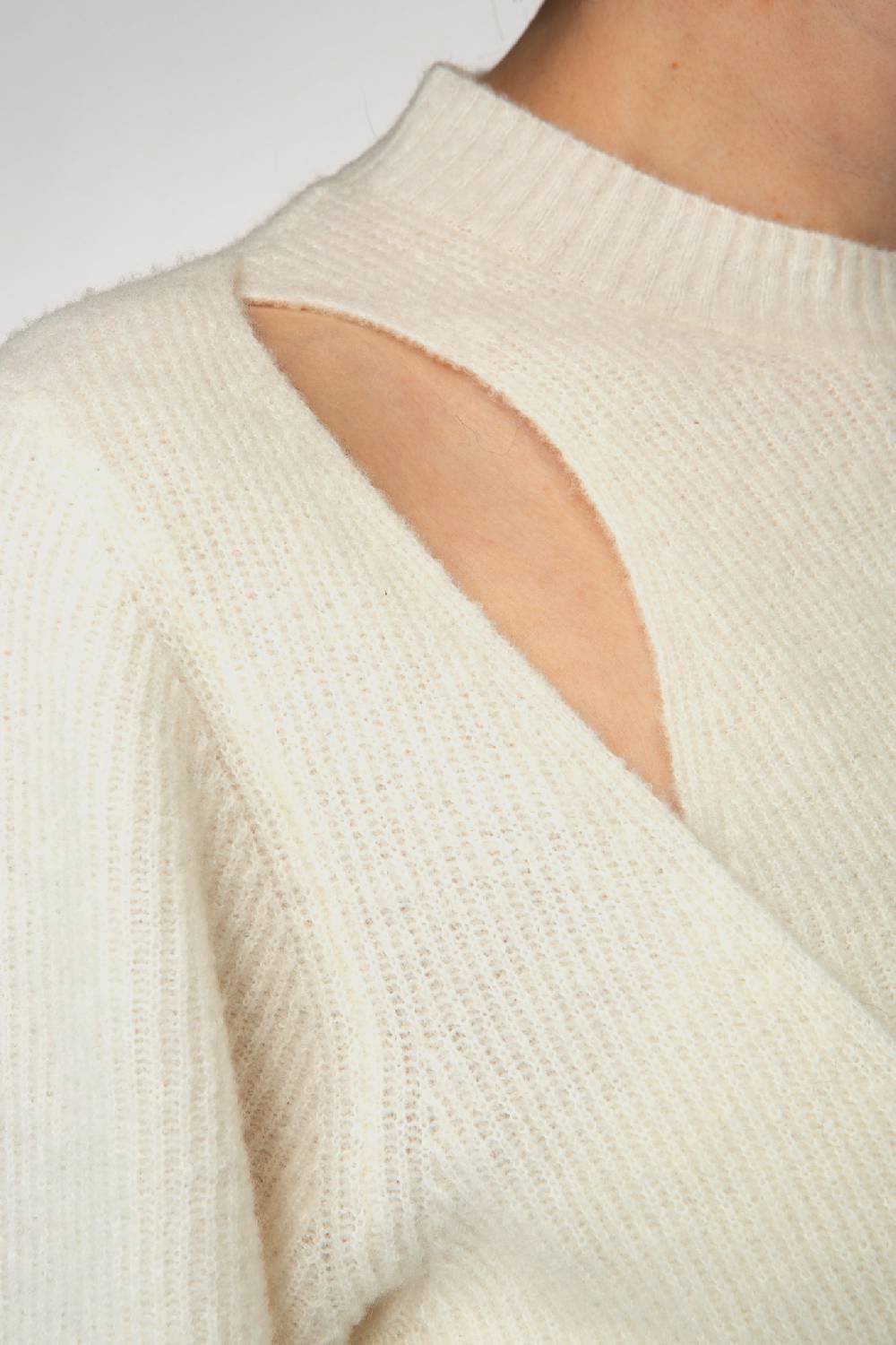 IVI GmbH SOLID KNIT Wickelpullover Mit Cut-Out Detail Weiß