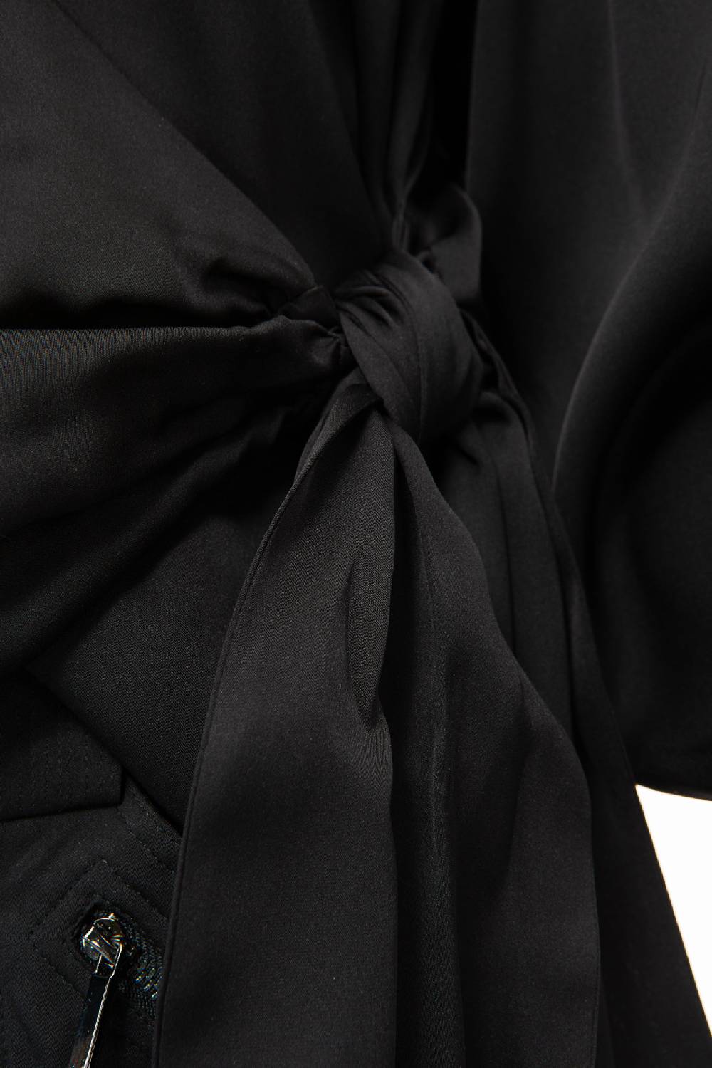 IVI GmbH SOLID SILK Seidenbluse Mit Cut-Out Detail Schwarz