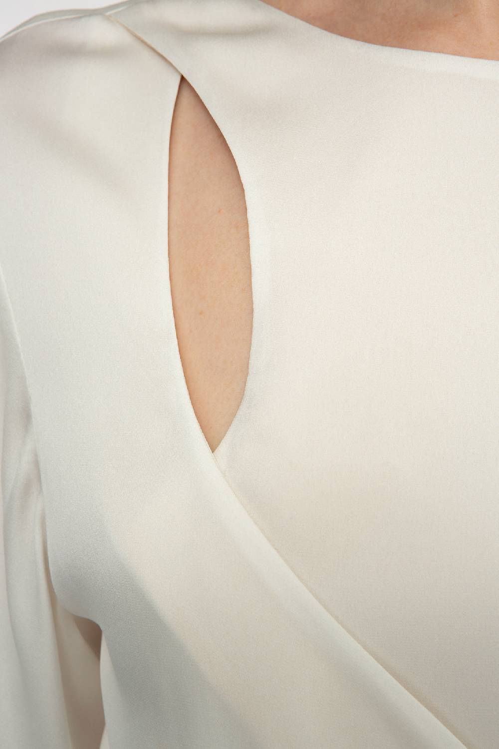 IVI GmbH SOLID SILK Seidenbluse Mit Cut-Out Detail Weiß