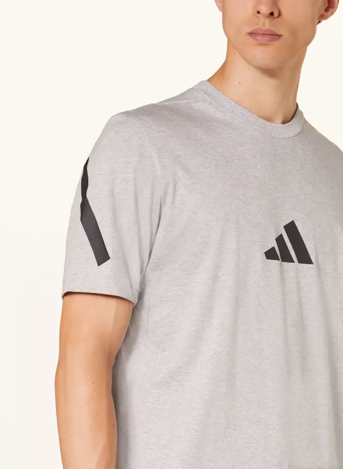 Adidas T-Shirt