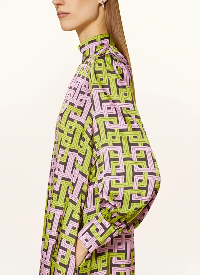 ANNA's Satinkleid Mit Seide