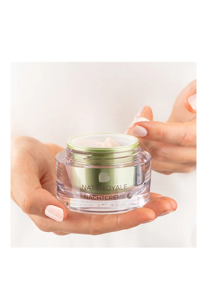 ANNEMARIE BÖRLIND NATUROYALE