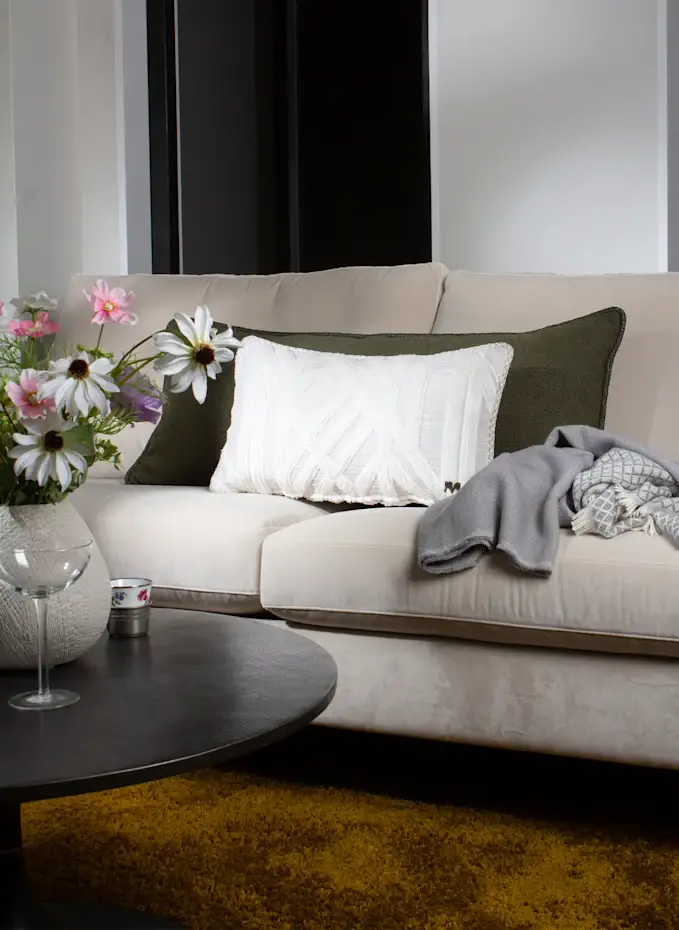 Another Mondaen Dekokissen JEAN SQUARE EDITION