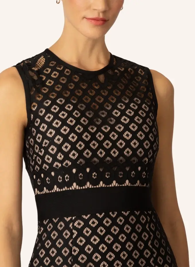 APART Kurzes Spitzenkleid