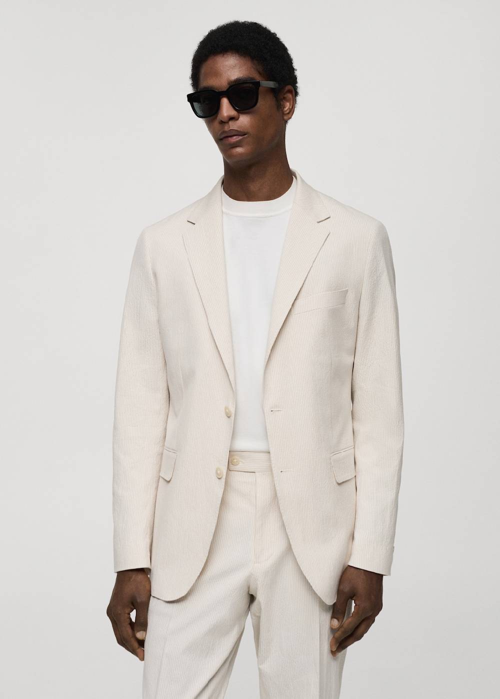 Mango Gestreifte Slim-Fit-Anzugjacke aus Seersucker-Baumwolle