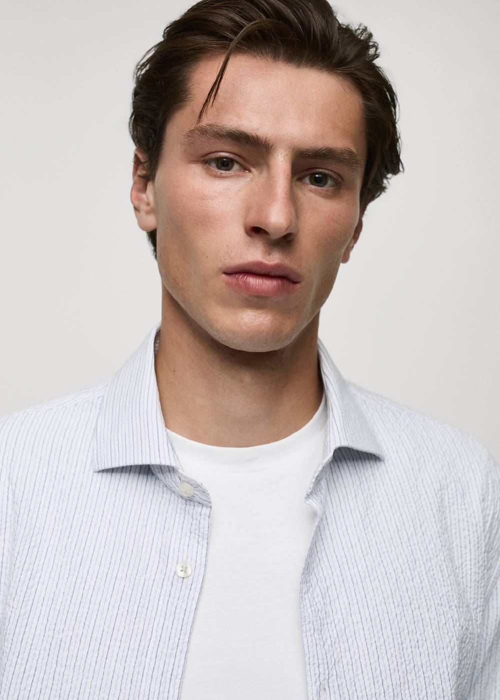 Mango Gestreiftes Regular-Fit-Hemd Aus Seersucker-Baumwolle