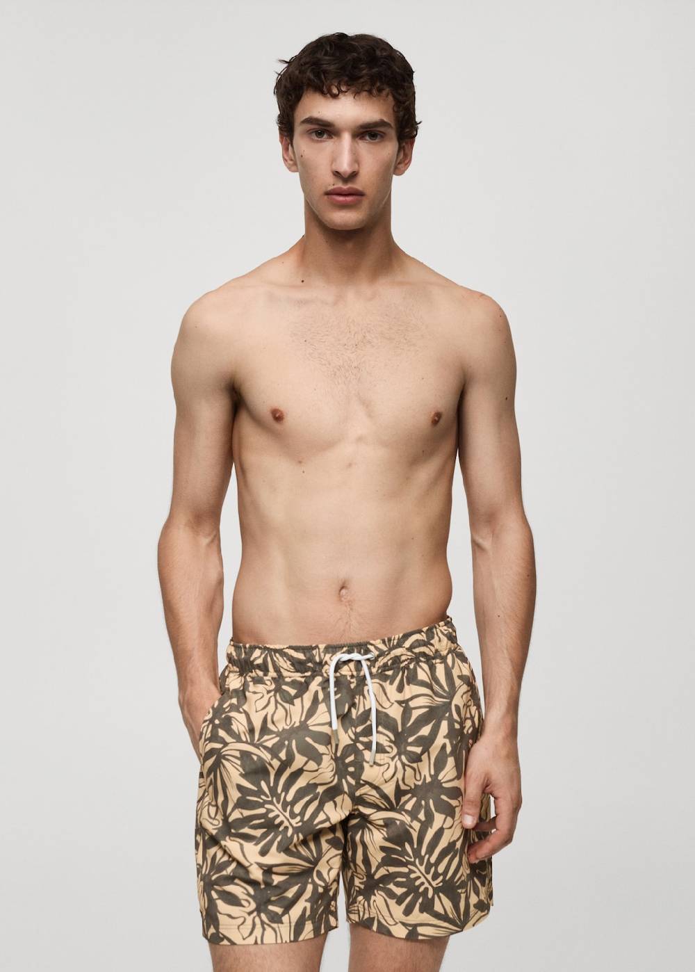 Mango Badeshorts mit floralem Dessin